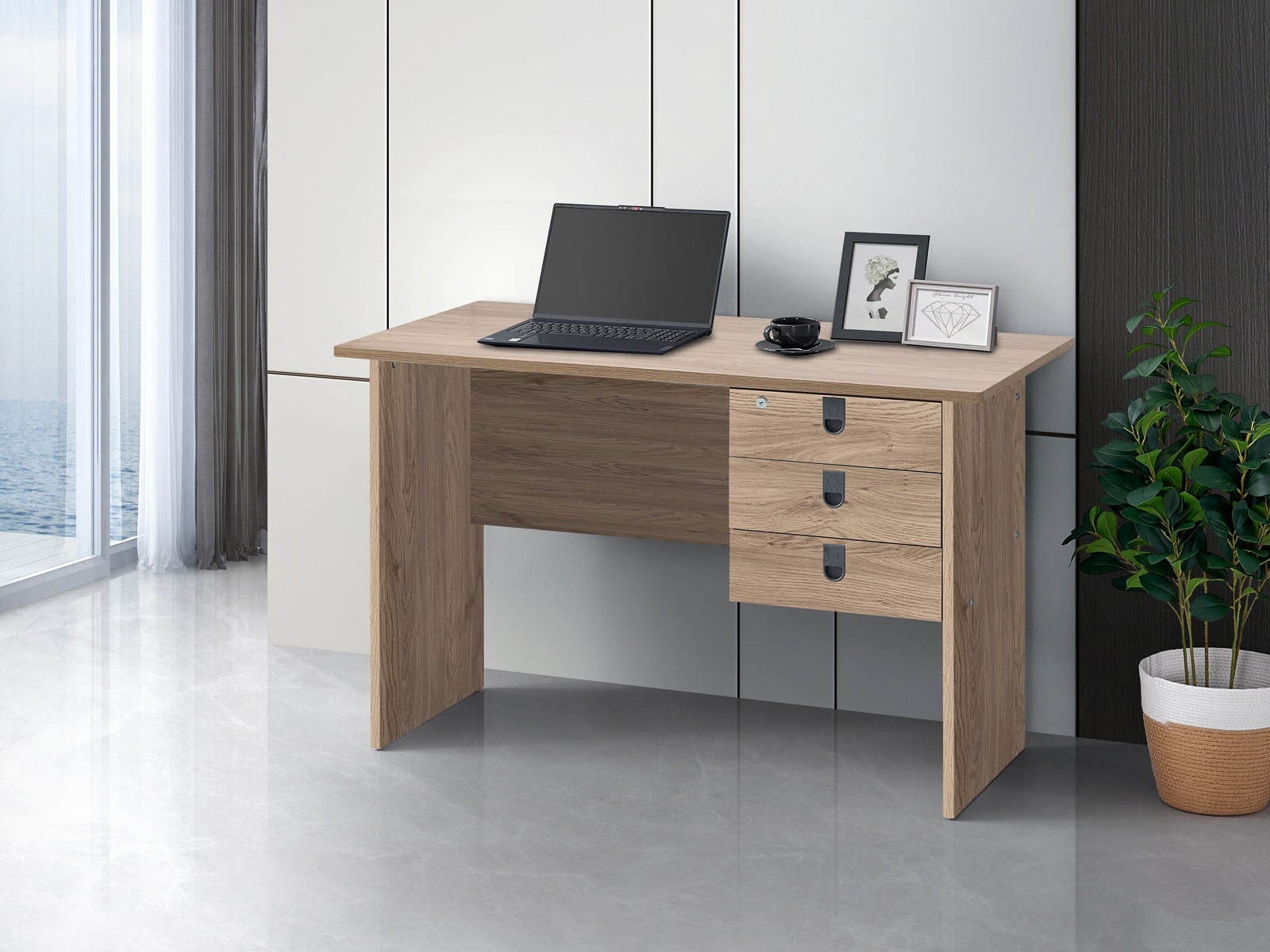 Office Desks & Tables