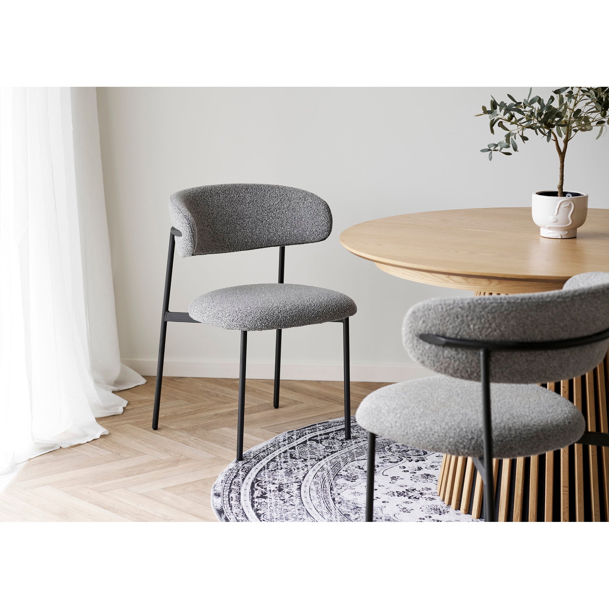 Set of 2 Mira Dining Chairs