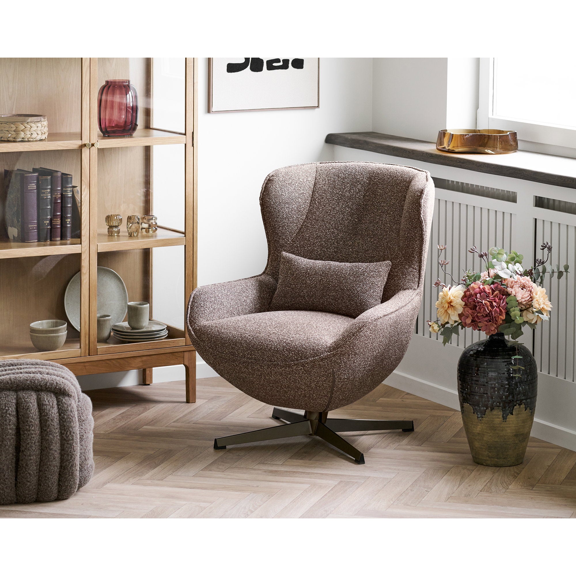 Napier Pouf