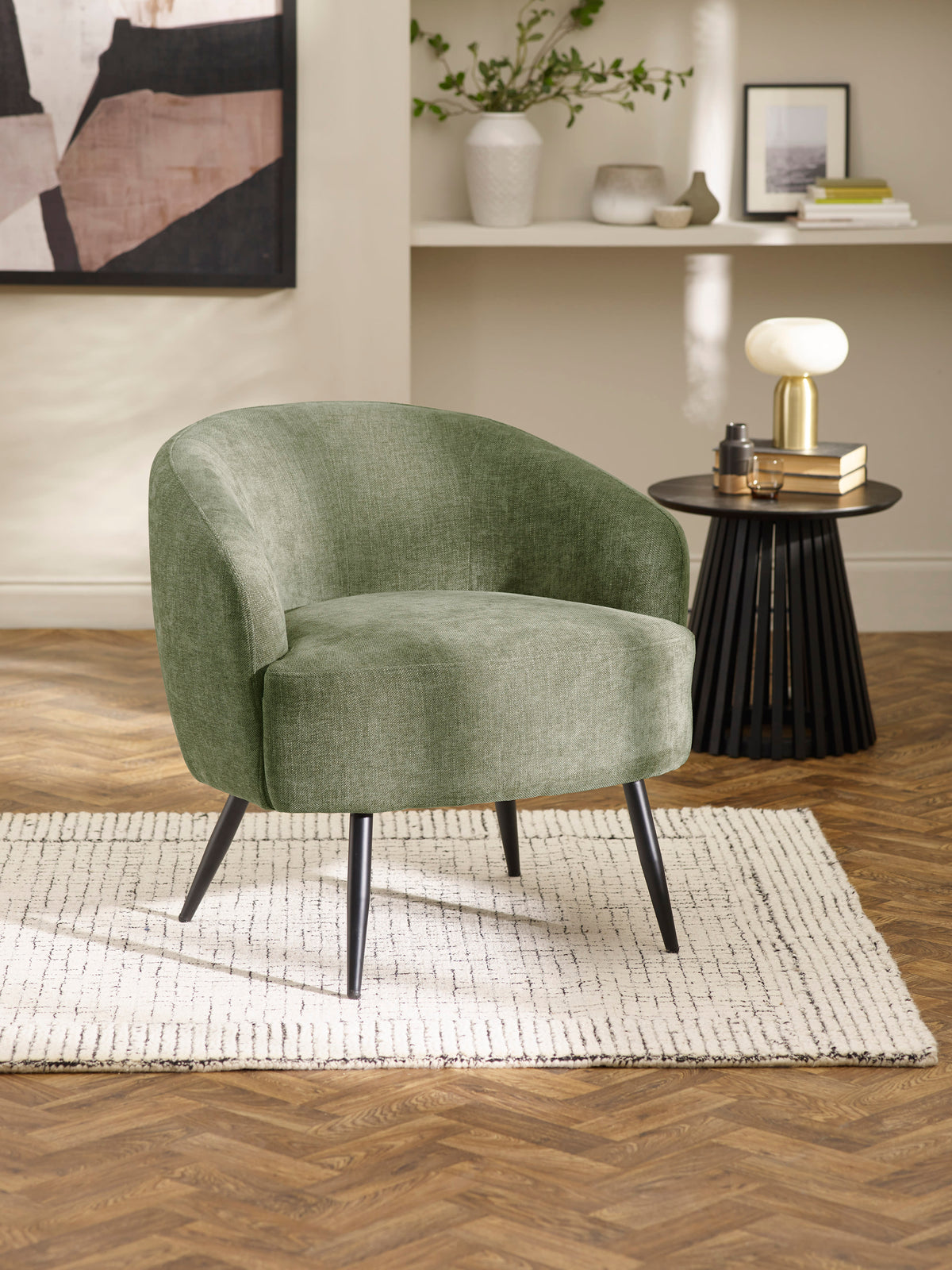Dahlia Olive Green Linen-Effect Accent Chair with Black Metal Legs