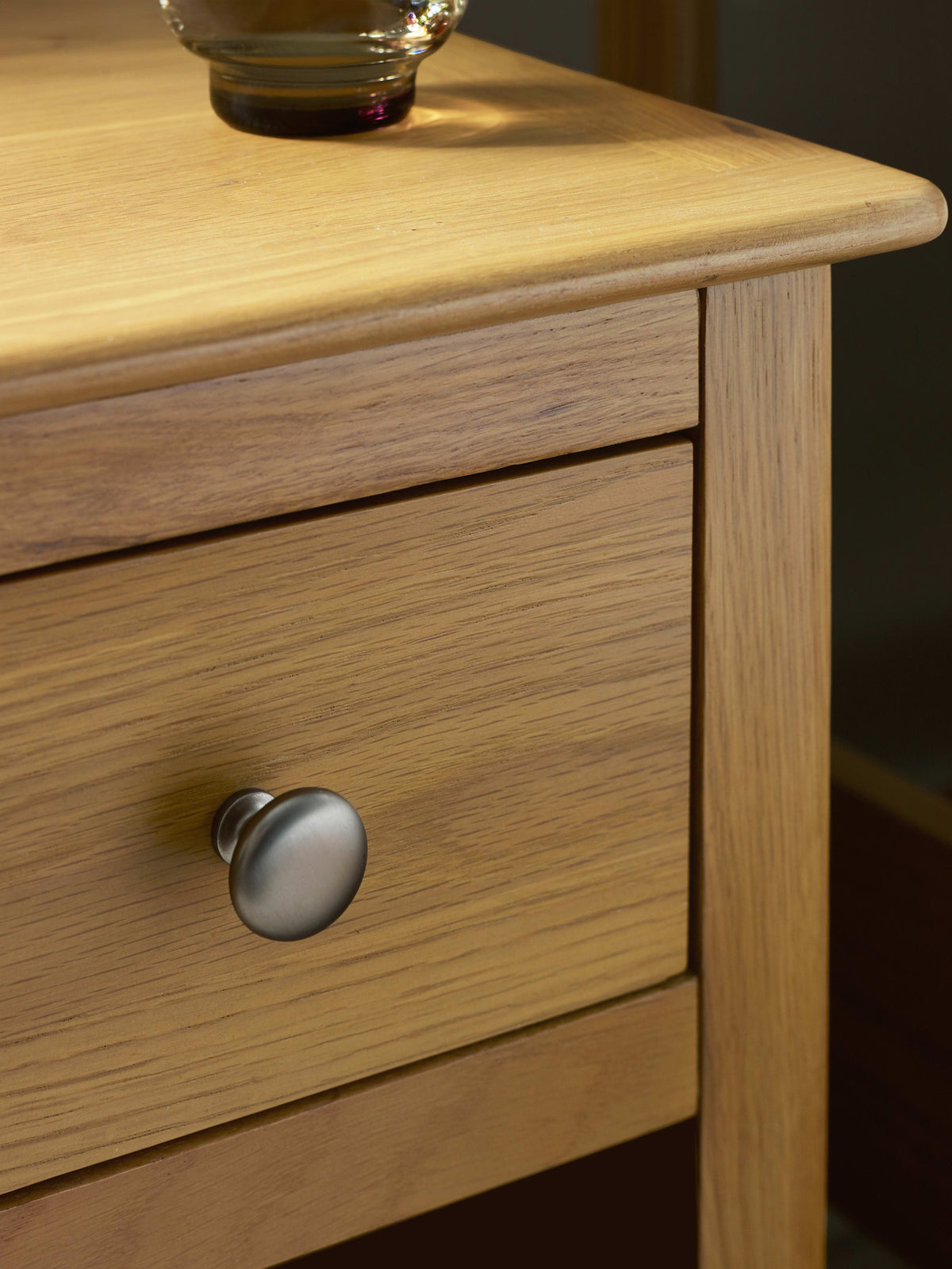 Somerset Oak Compact 1 Drawer Bedside Table with Shelf