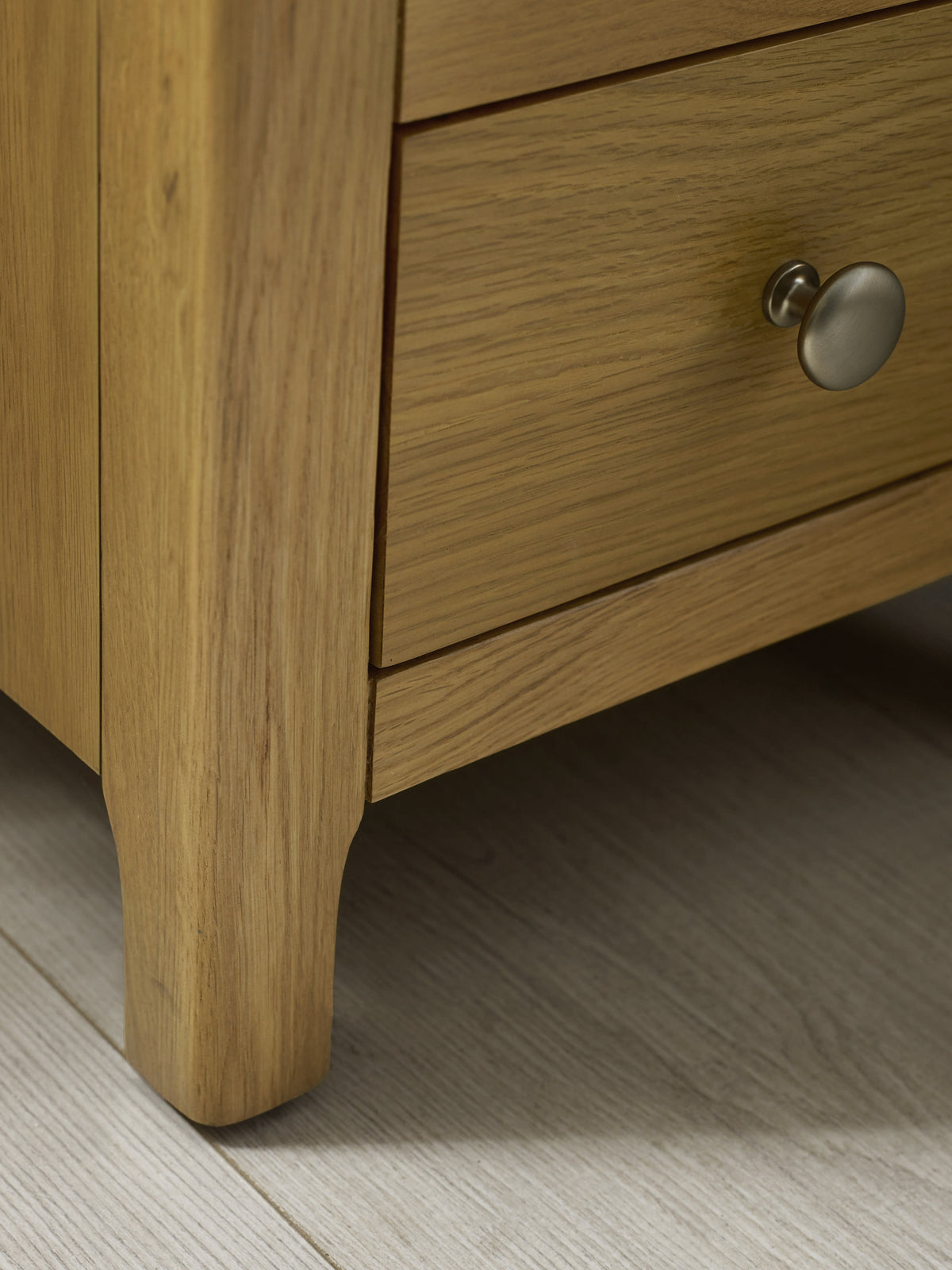 Somerset Oak Compact 3 Drawer Bedside Table