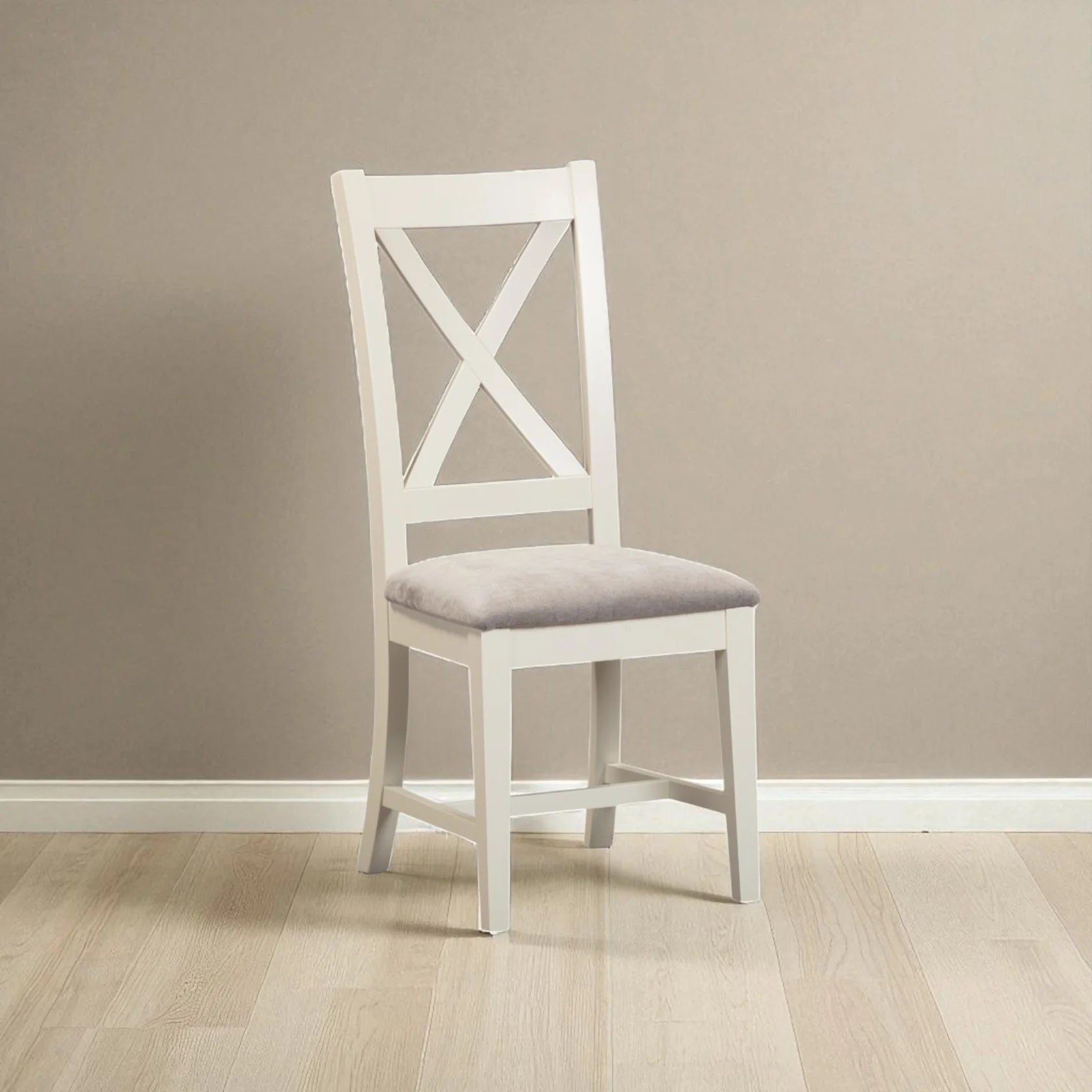 Windsor Chair – Classic Wood Design (Set of 2)