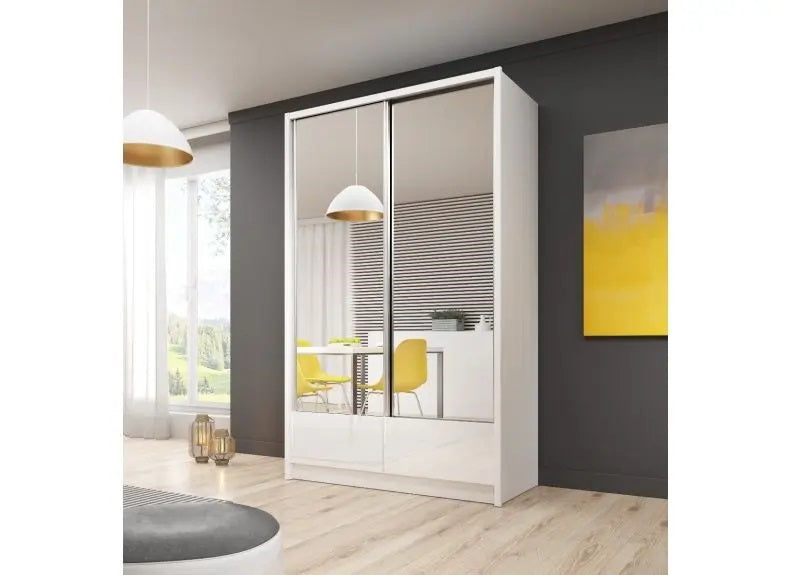 Lola Small Sliderobe - room