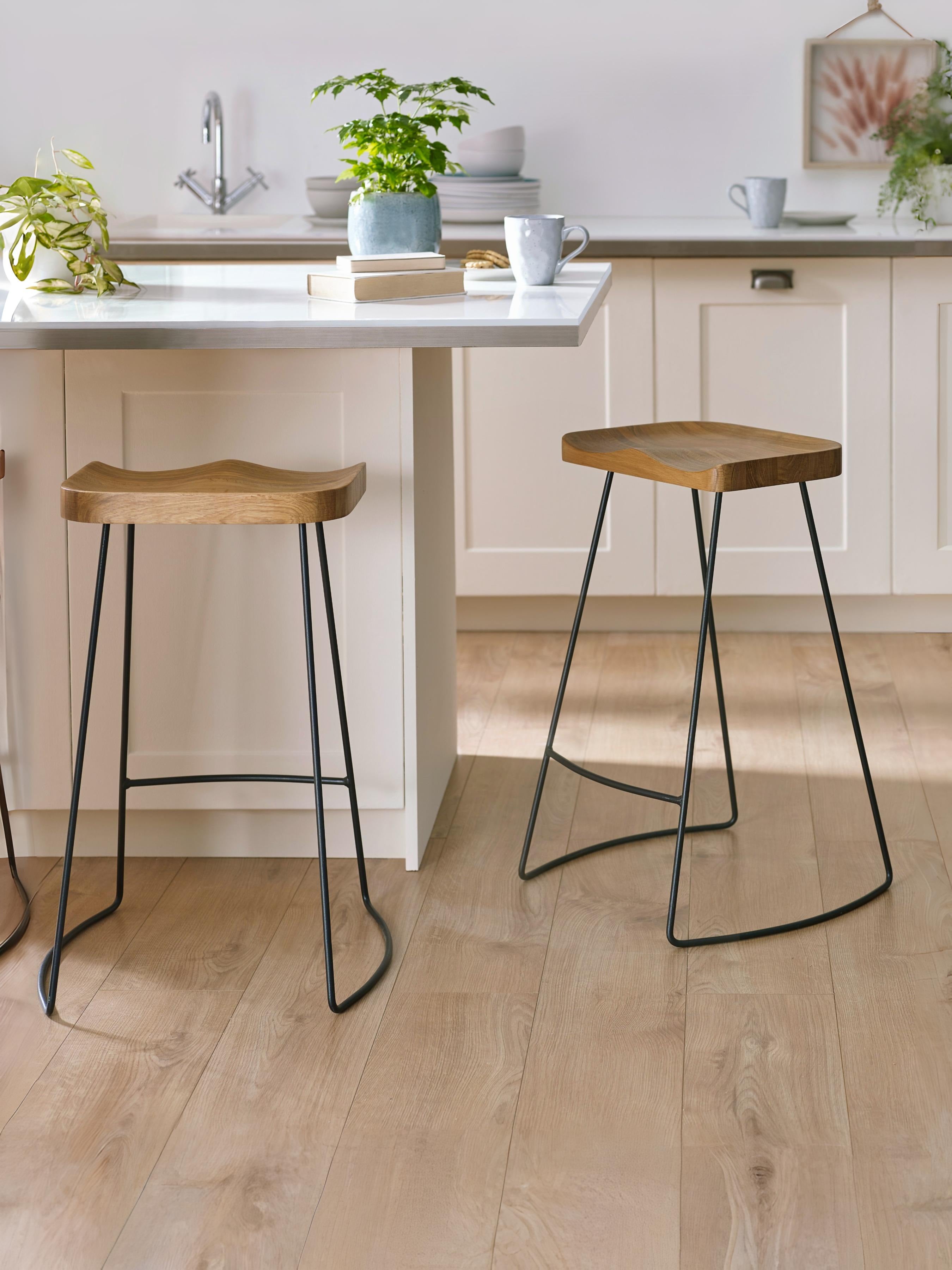 Set of 2 Travis Bar Stools