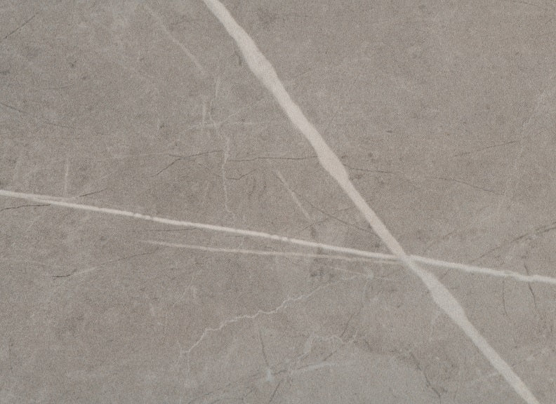 Camilla Dining Table W/Rimini Dining Chairs