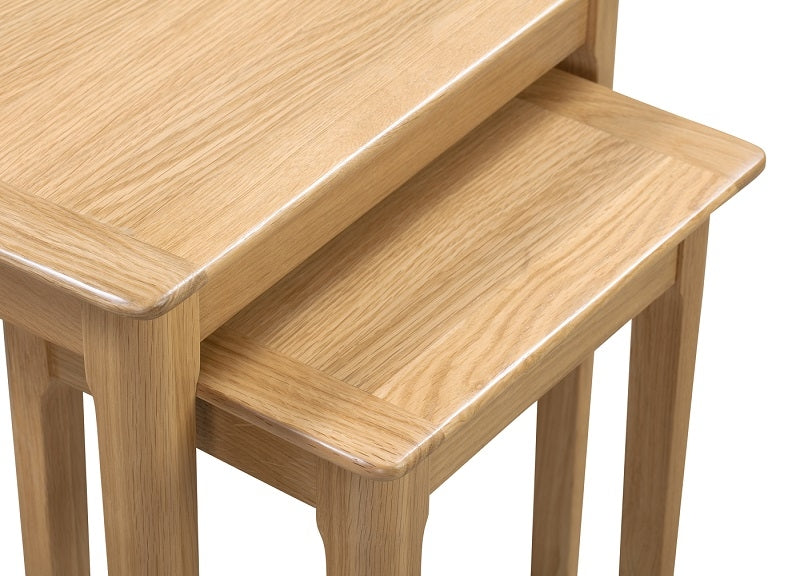 Cotswold Oak Table Nest - detail