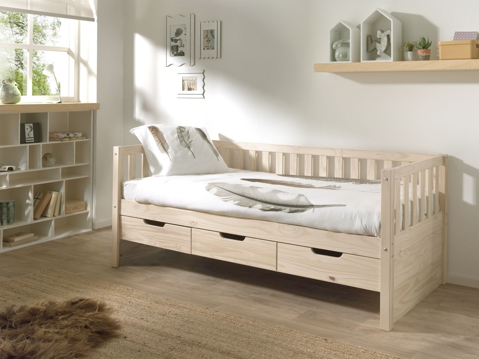 FRITZ CABIN BED (91) 90 X 200 CM MILKY PINE