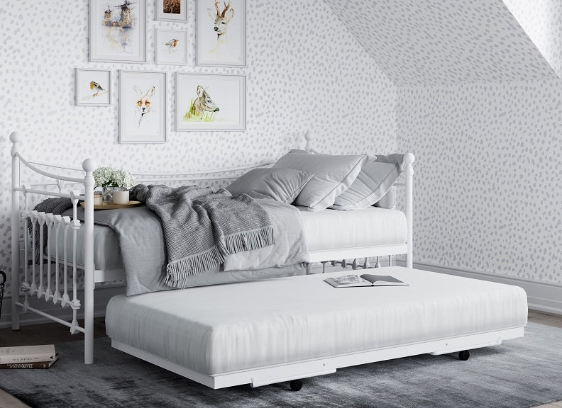 Leaf White Daybed Bedroom