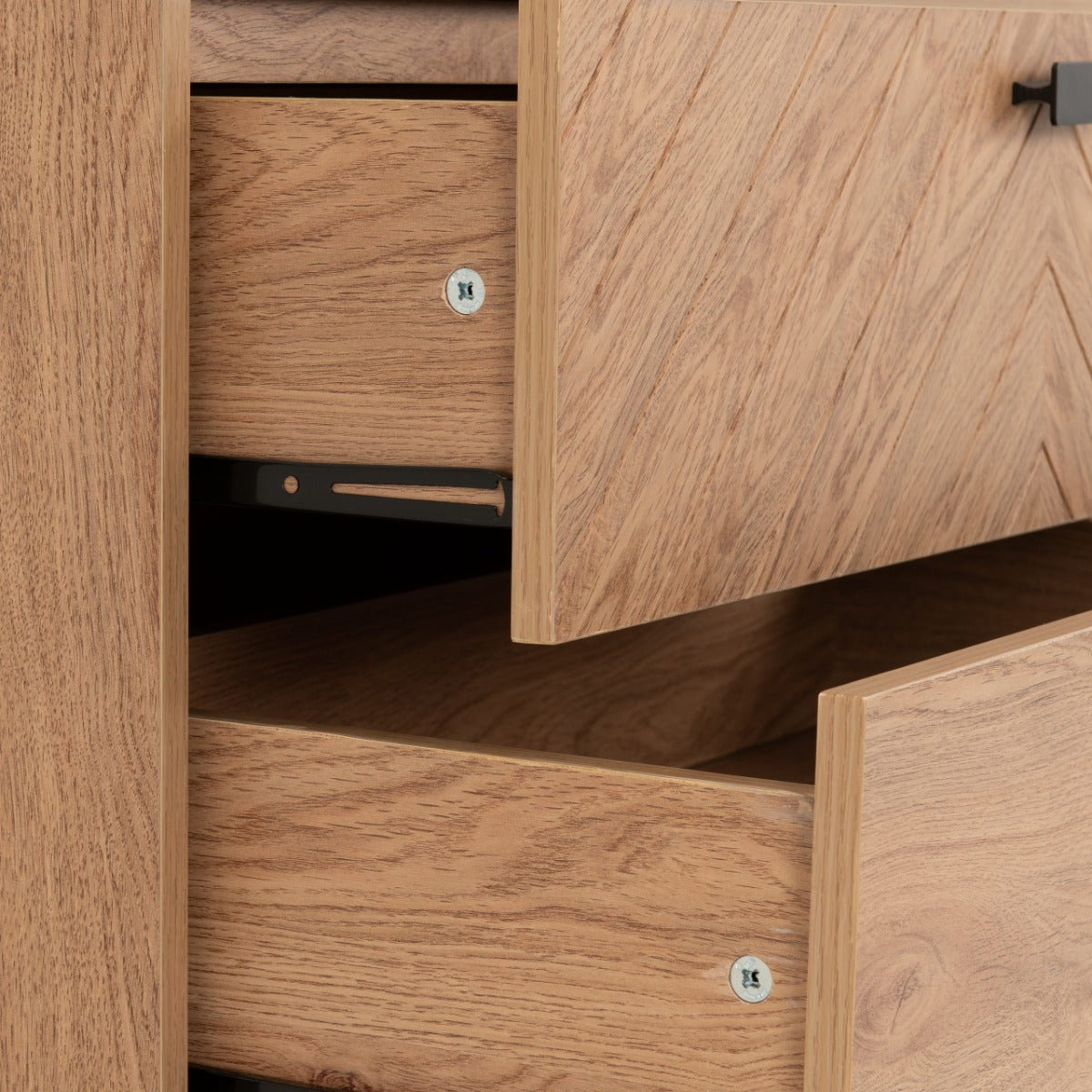 Leon 3 Drawer Chest Medium Oak Effect