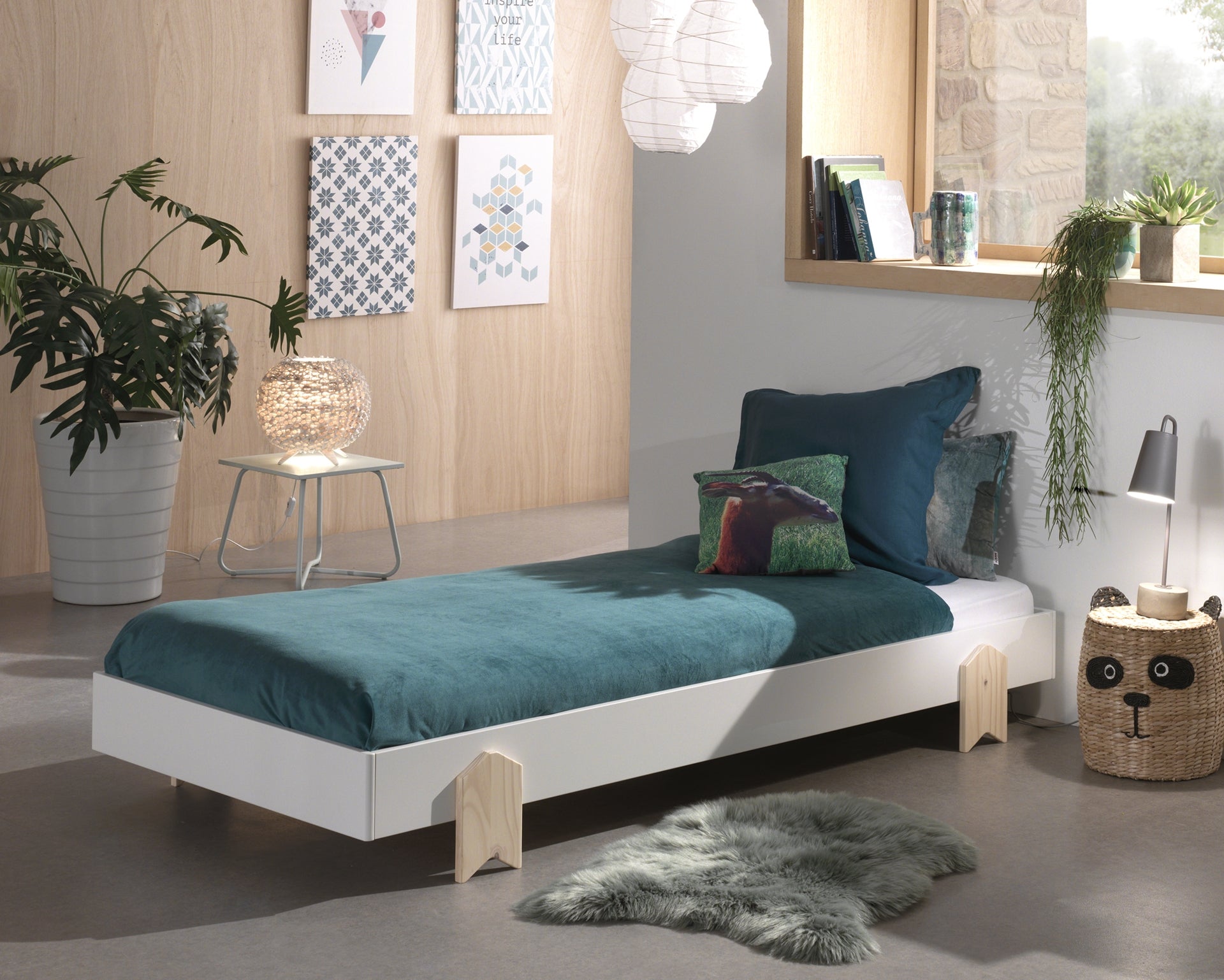 Modulo White Bed