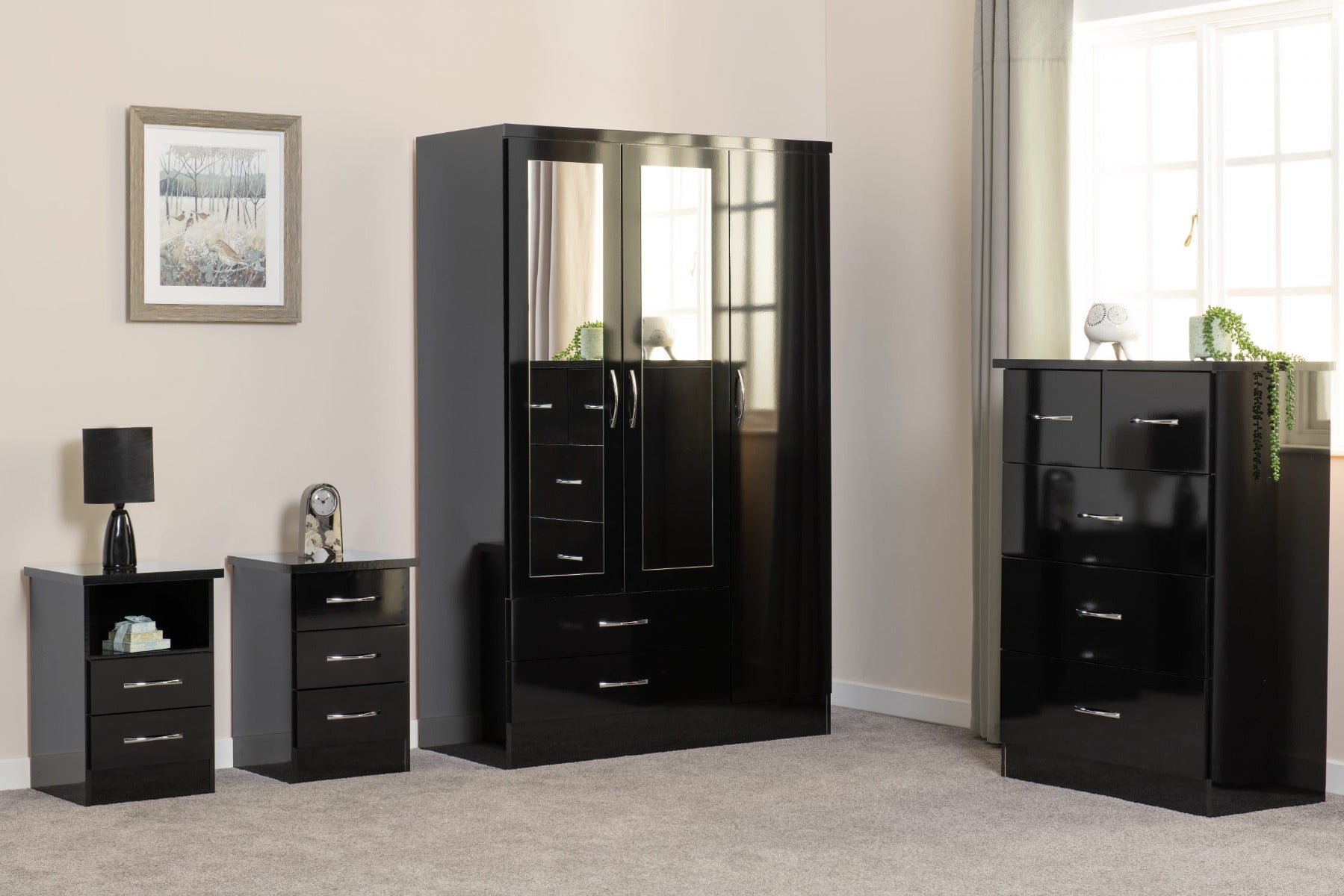 Nevada Black Gloss 3+2 Drawer Chest