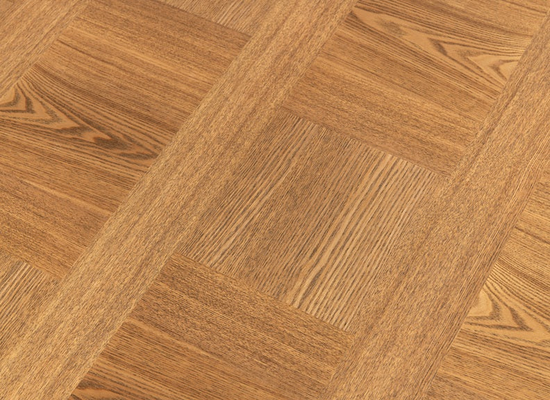 Payton Extending Table W/Six Flavia Chairs