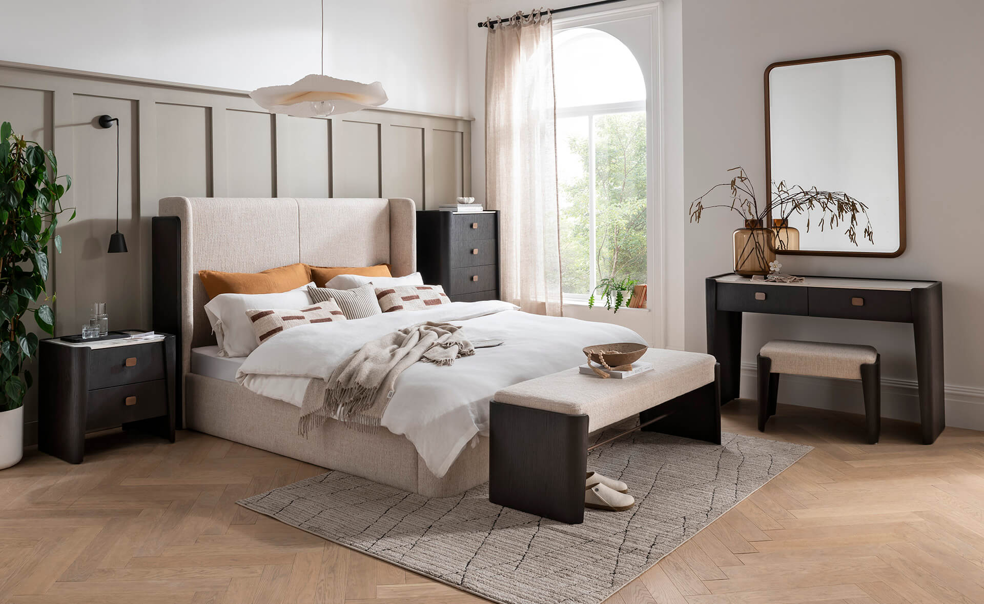 Rhodes Tall 5 Drawer Chest of Drawers in Ebony – Luxury Tall Chest with Sintered Stone Top and Copper Handles