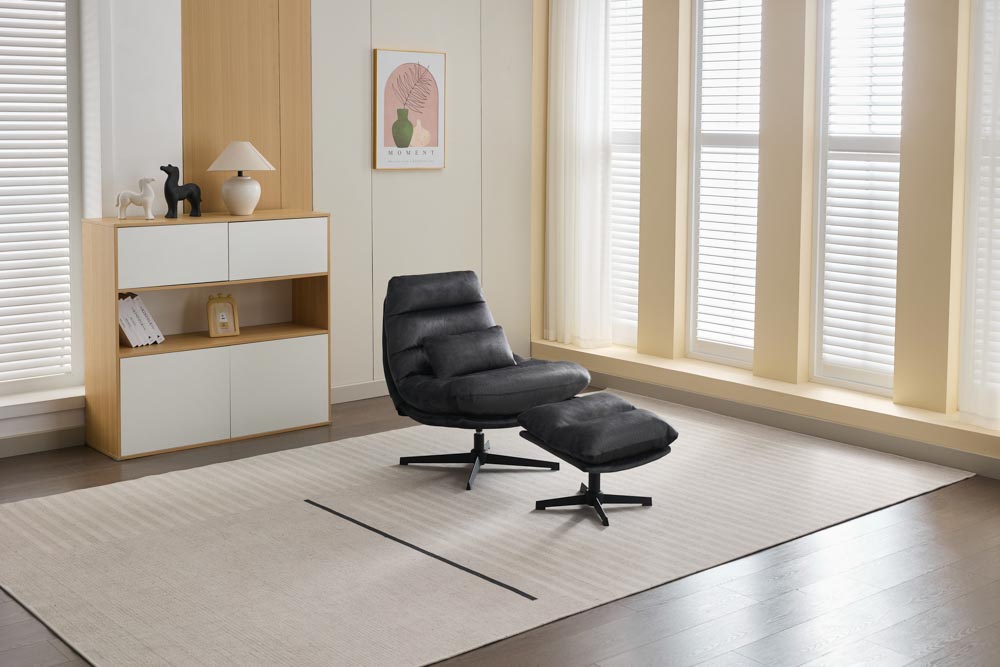 Turner Dak Grey Chair - room