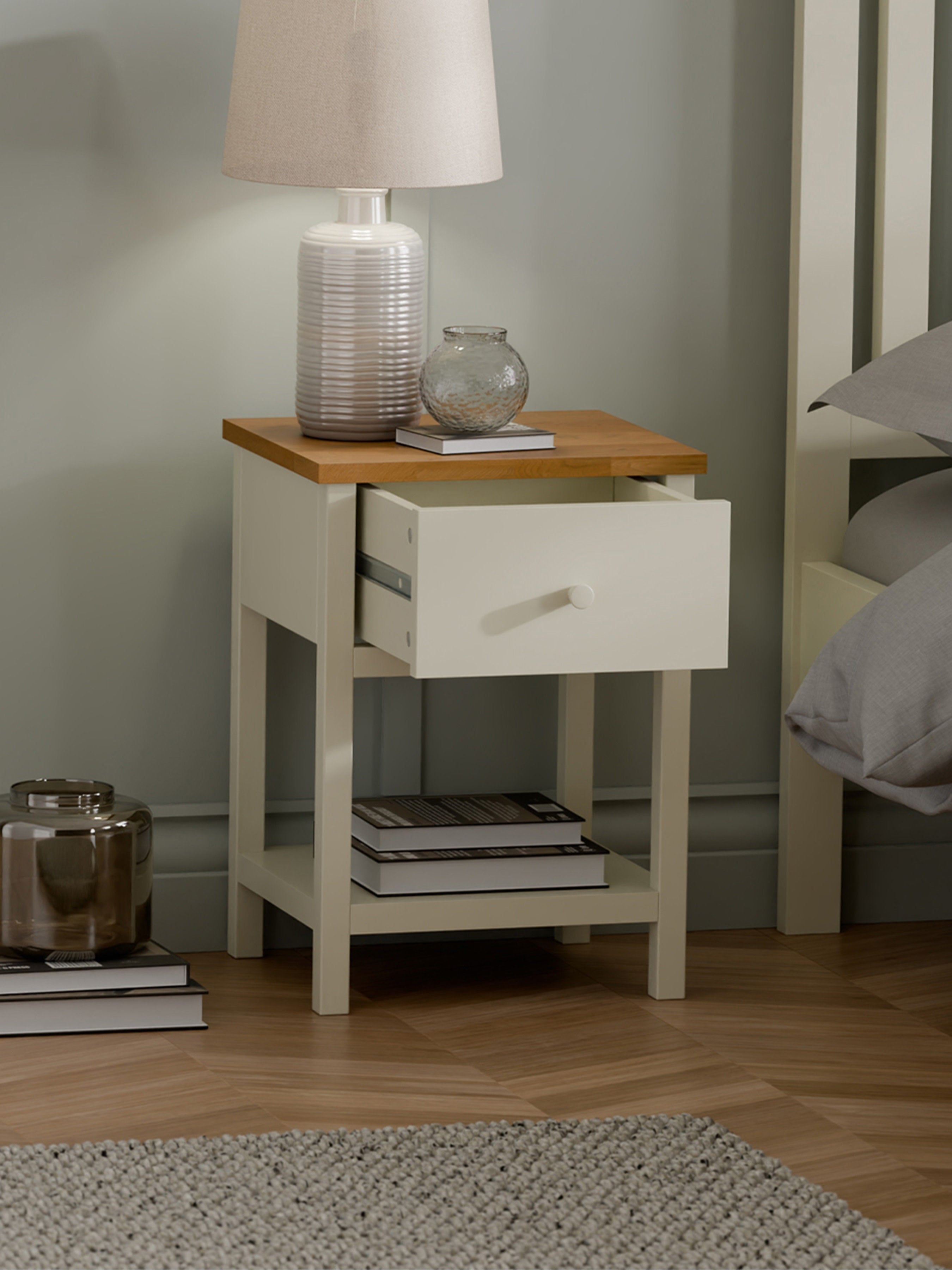 Coxmoor 1 Drawer - Ivory and Oak