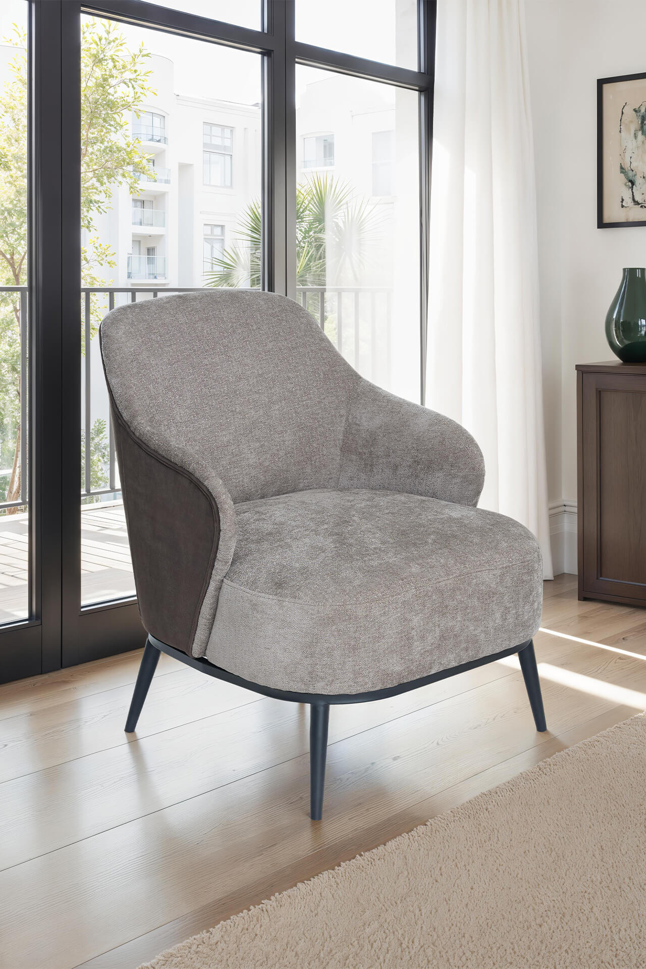 Velar Dining Chair