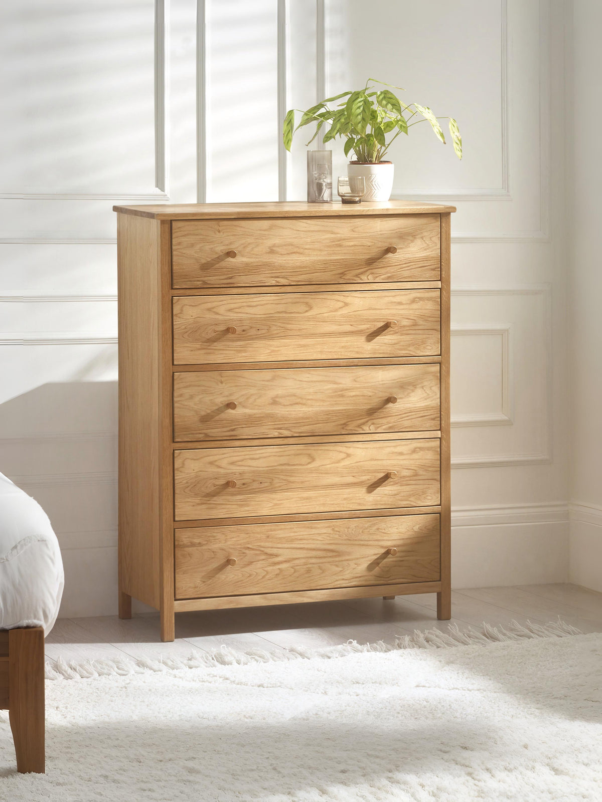 Coxmoor 5 Drawer Wide Chest - Oak (oos)