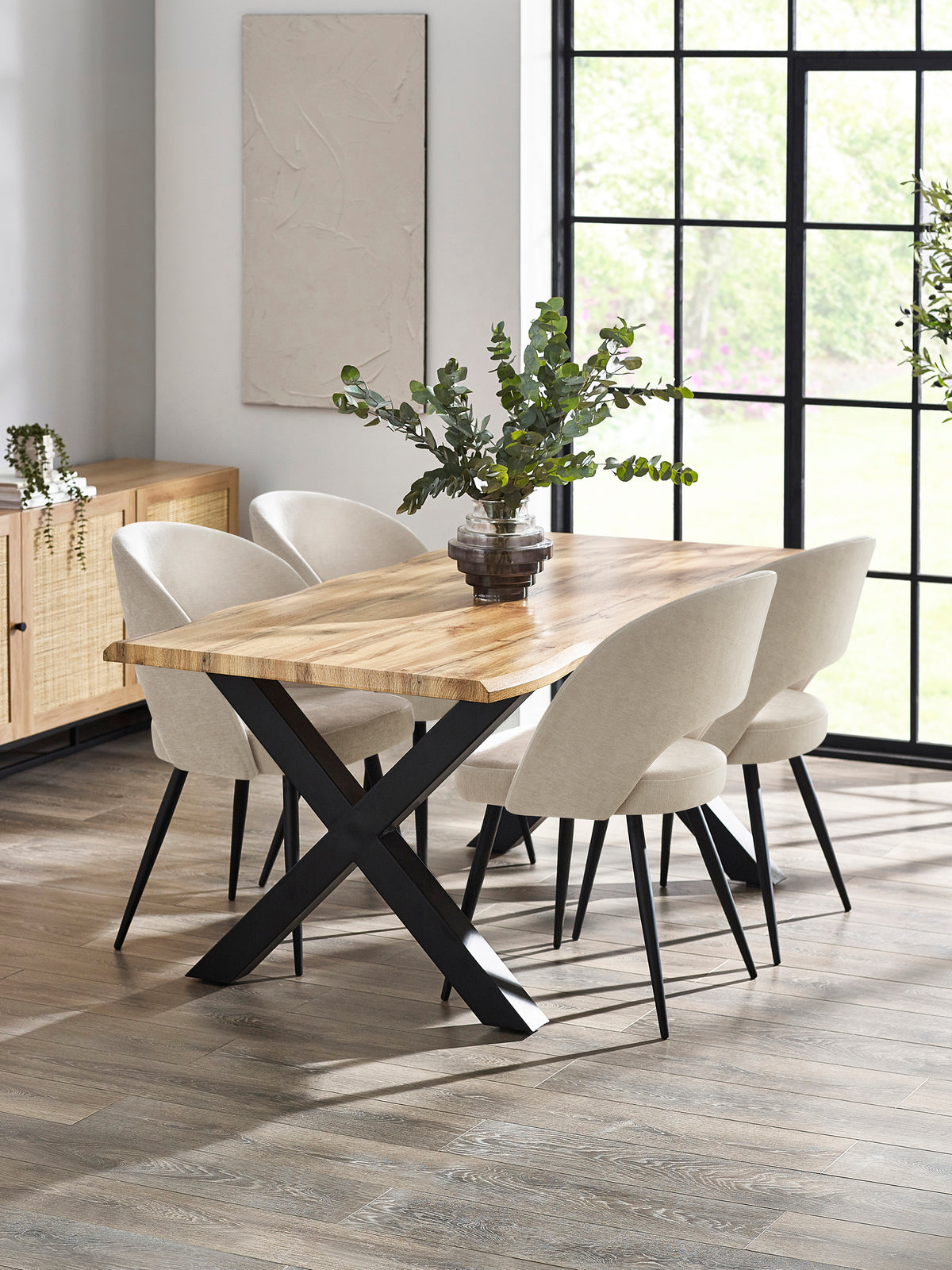 Harvey Dining Table (oos)