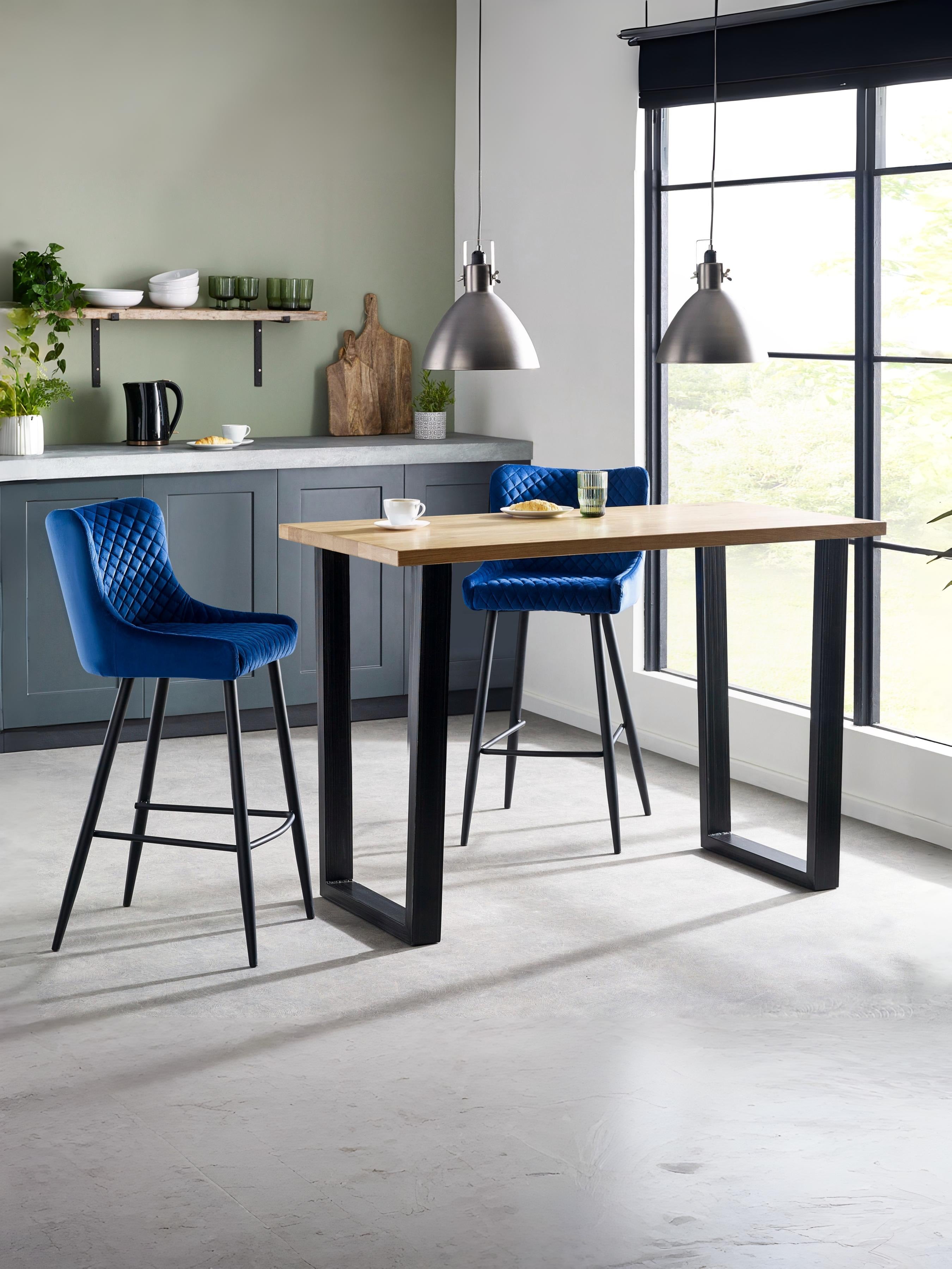 Brooklyn Bar Table Oak