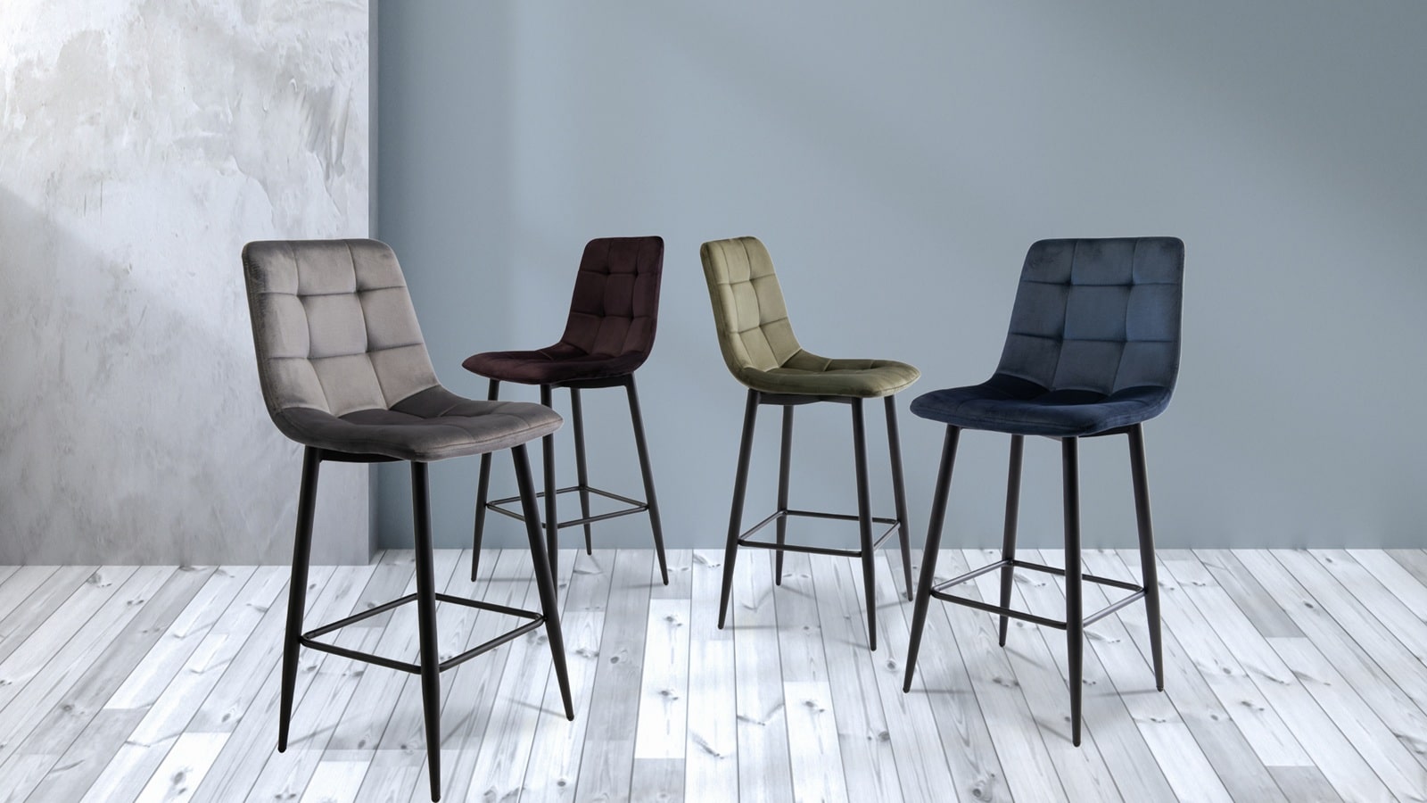 Bar Chairs/Stools