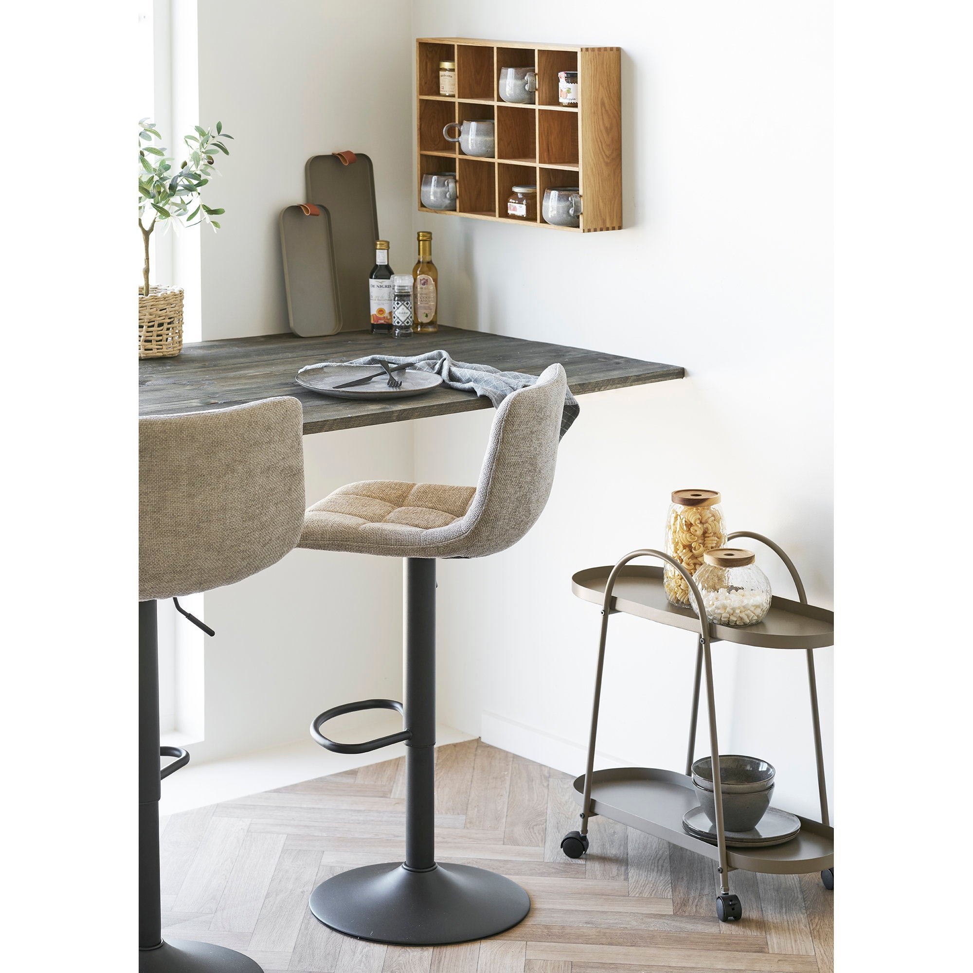 Set of 2 Middelfart Bar Chairs