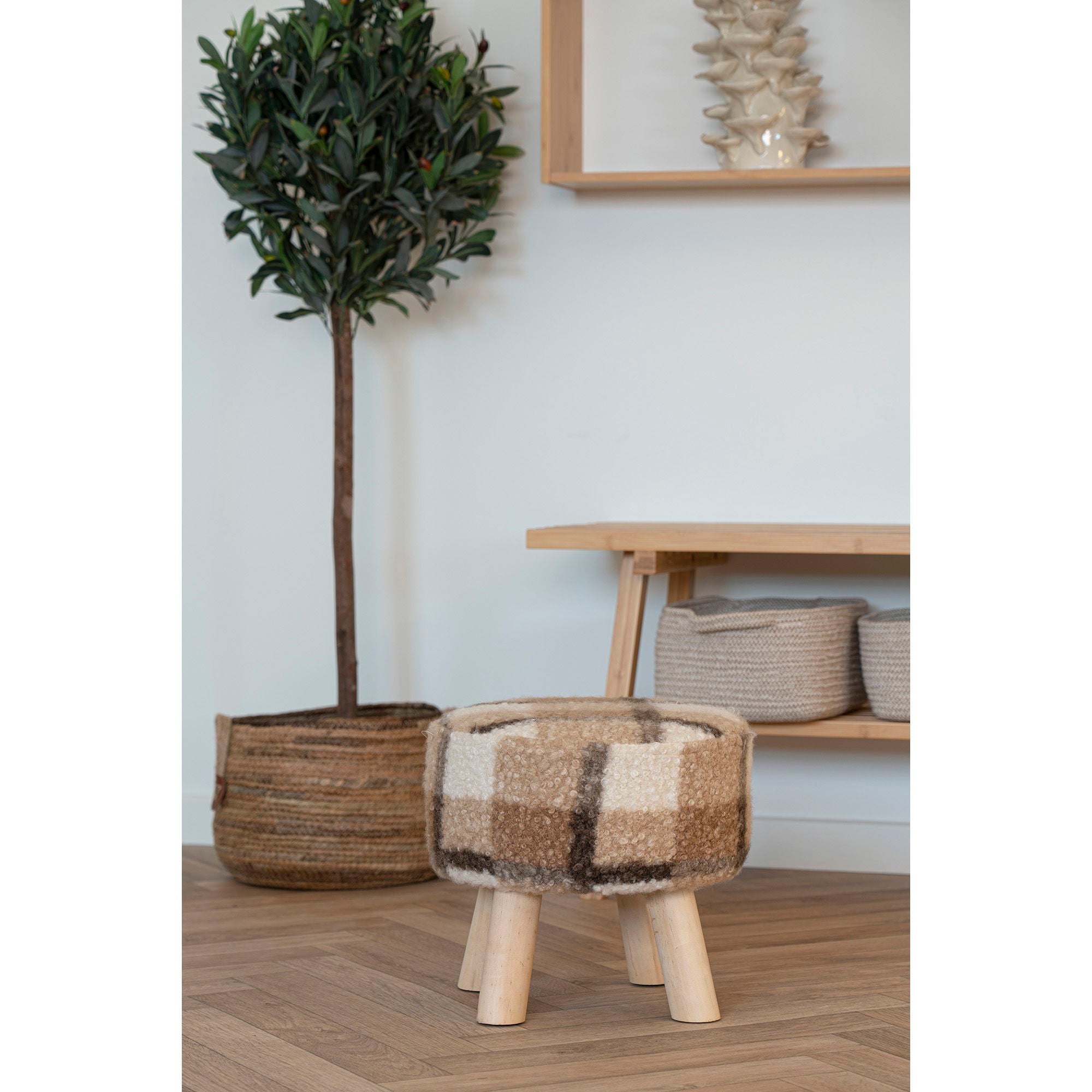 Aberdeen Stool Option 1