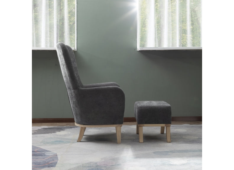 Occasional 1986 Occasional Chairs W/Footstools