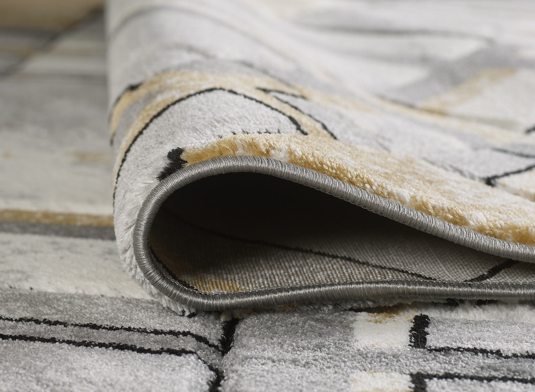 Accra Rug Grey Gold L 160 x 220 EXPRESS DELIVERY 3-5 DAYS