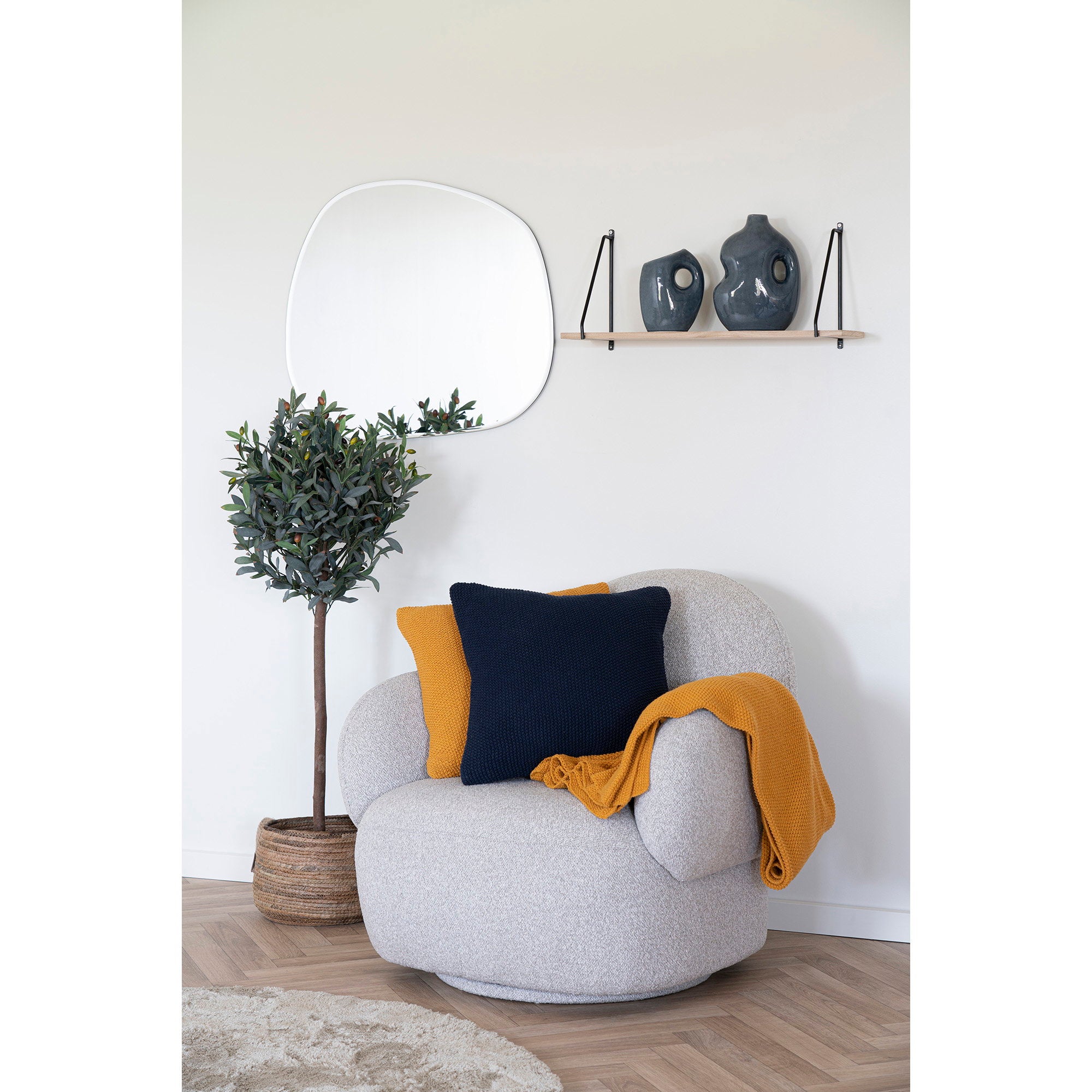 Santos Cushion