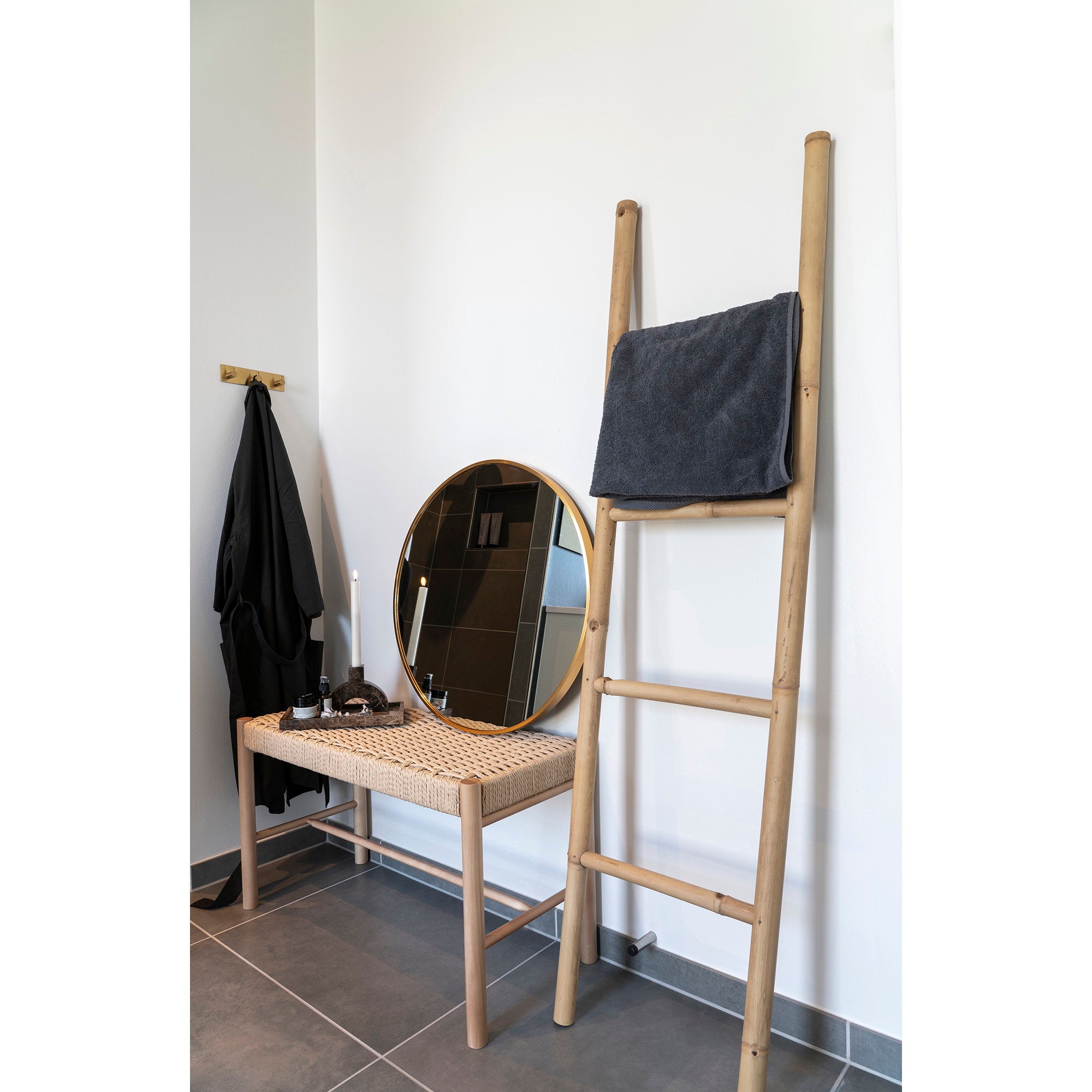 Decorative ladder