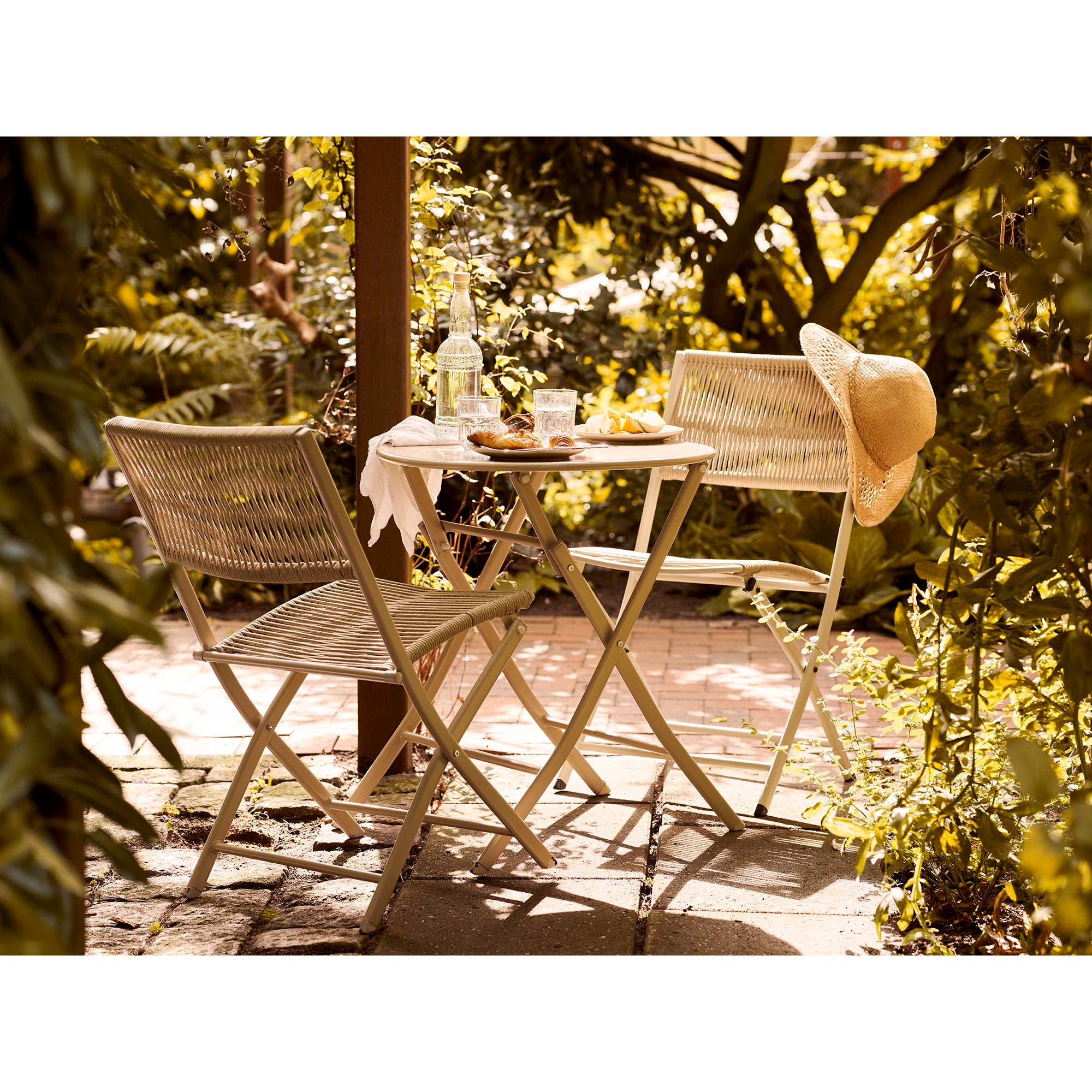 Arcas Bistro Set