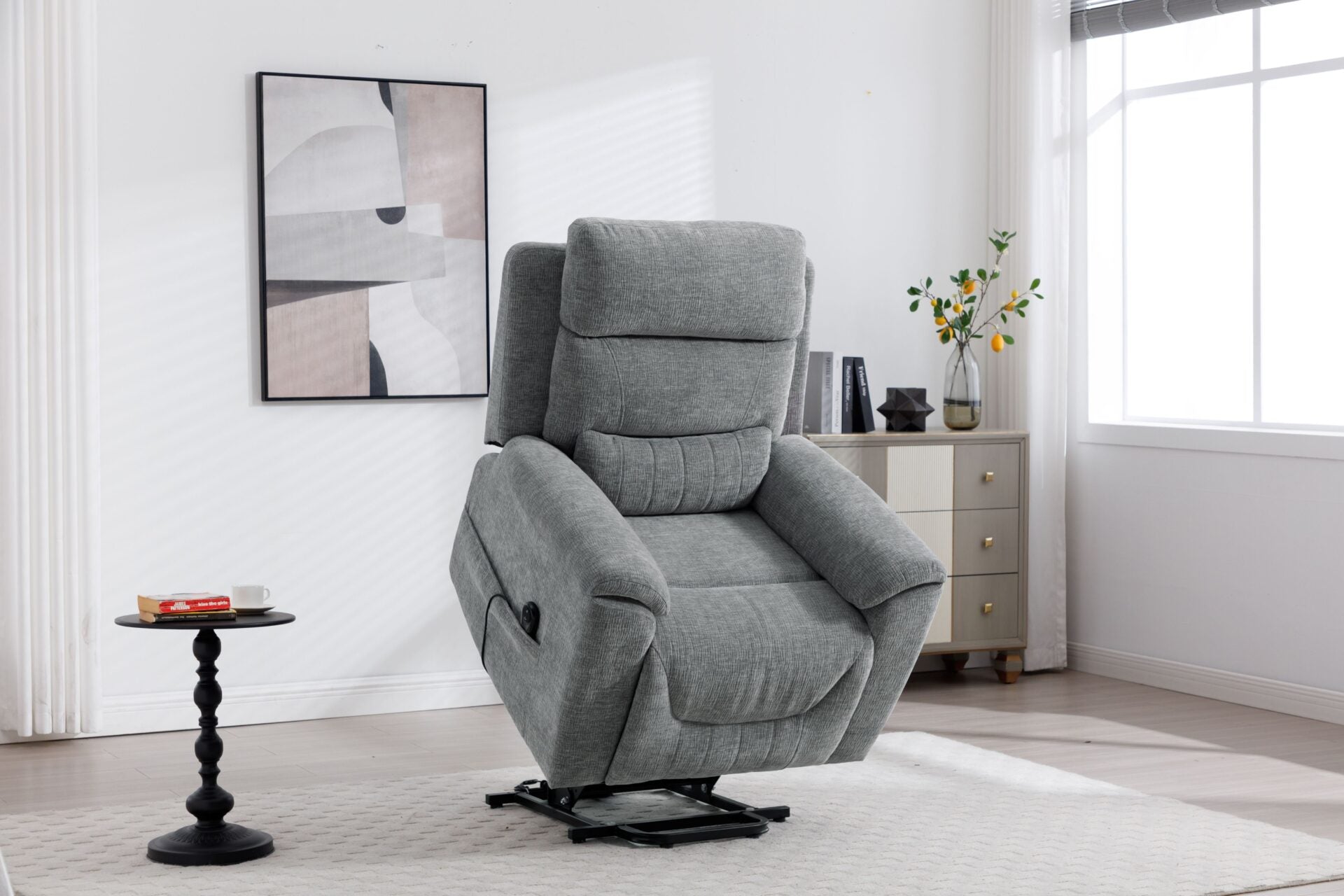 Laura Tilt & Rise Chair