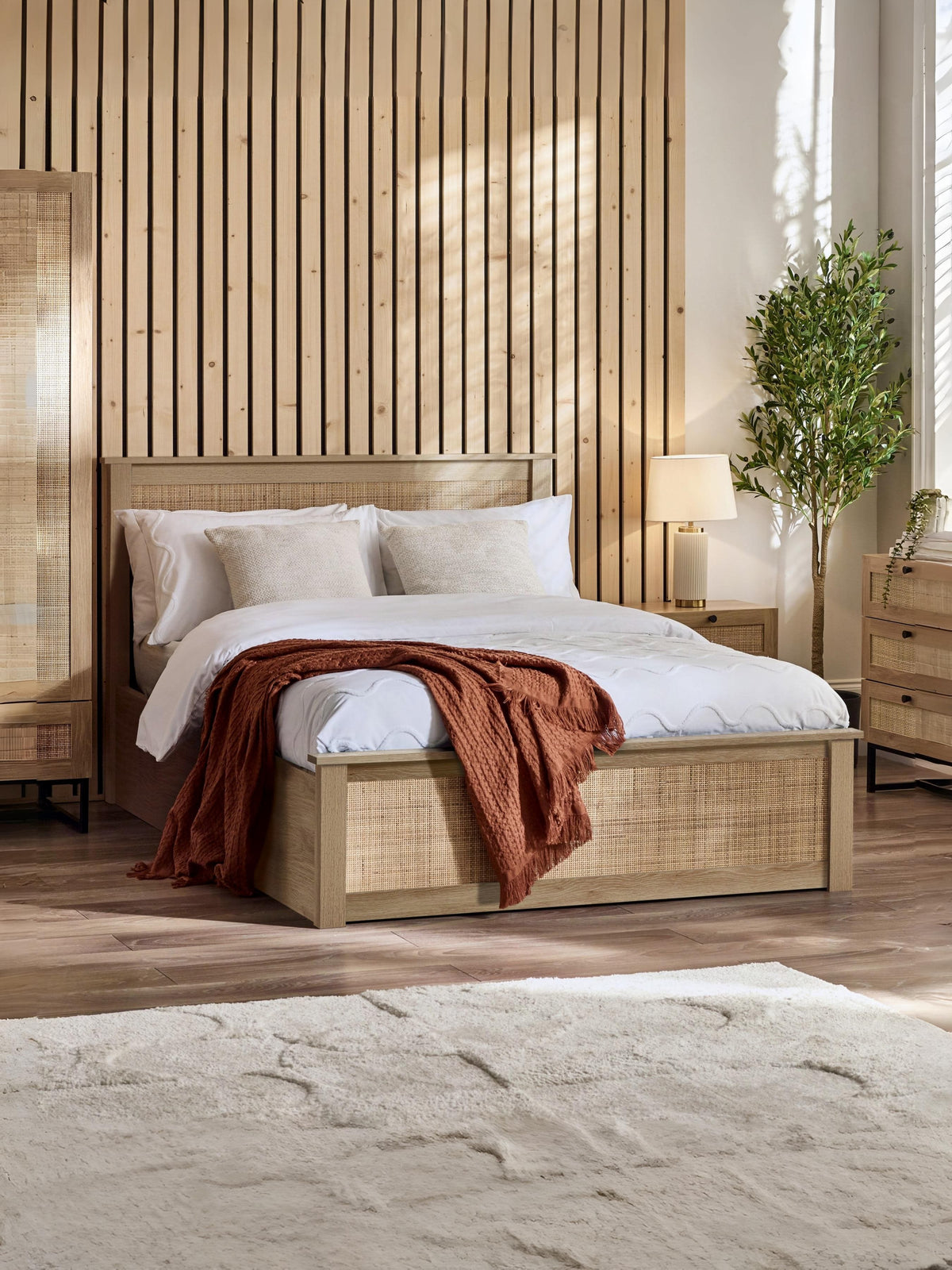 Padstow 135cm Double Oak Rattan Effect Lift-up Ottoman Storage Bed