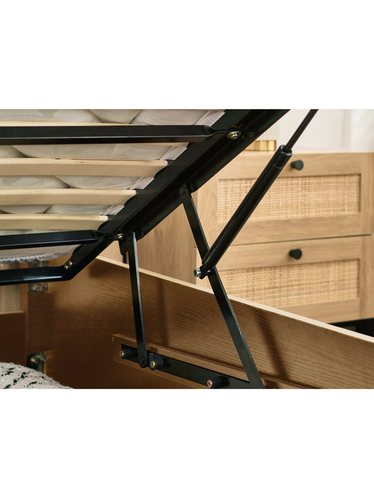 Padstow 135cm Double Oak Rattan Effect Lift-up Ottoman Storage Bed