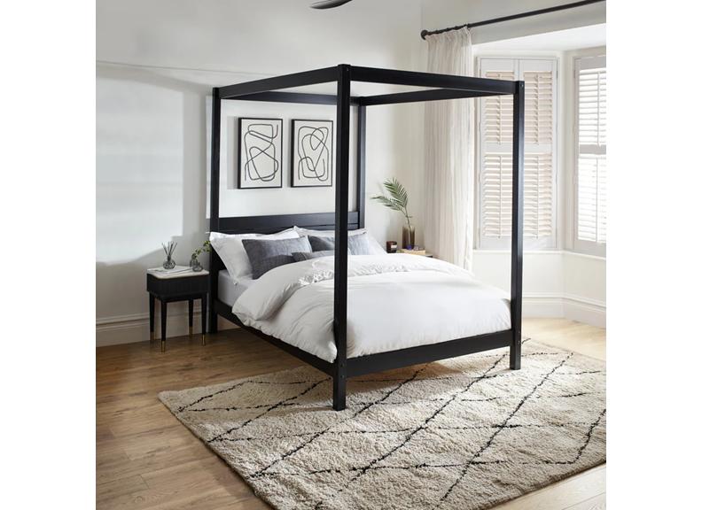 Roxanne Canopy Bed in Black Finish
