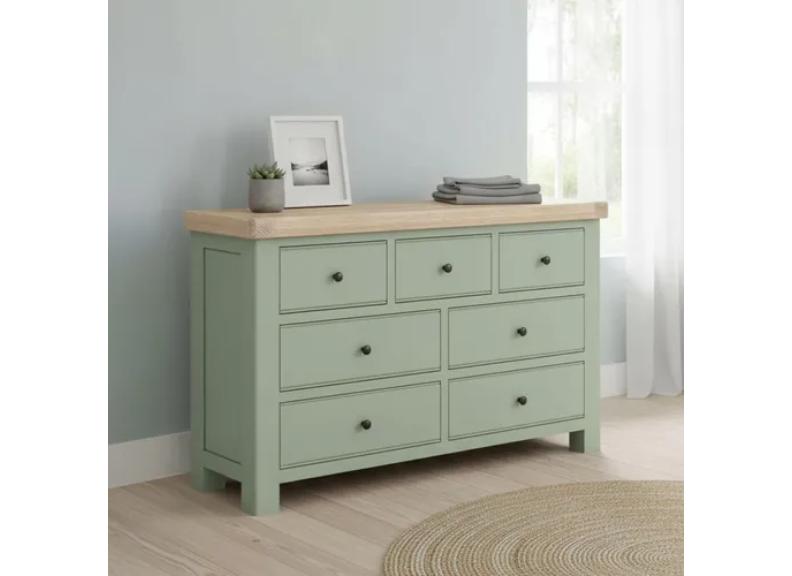 Salcombe Sage 3+4 Chest  room