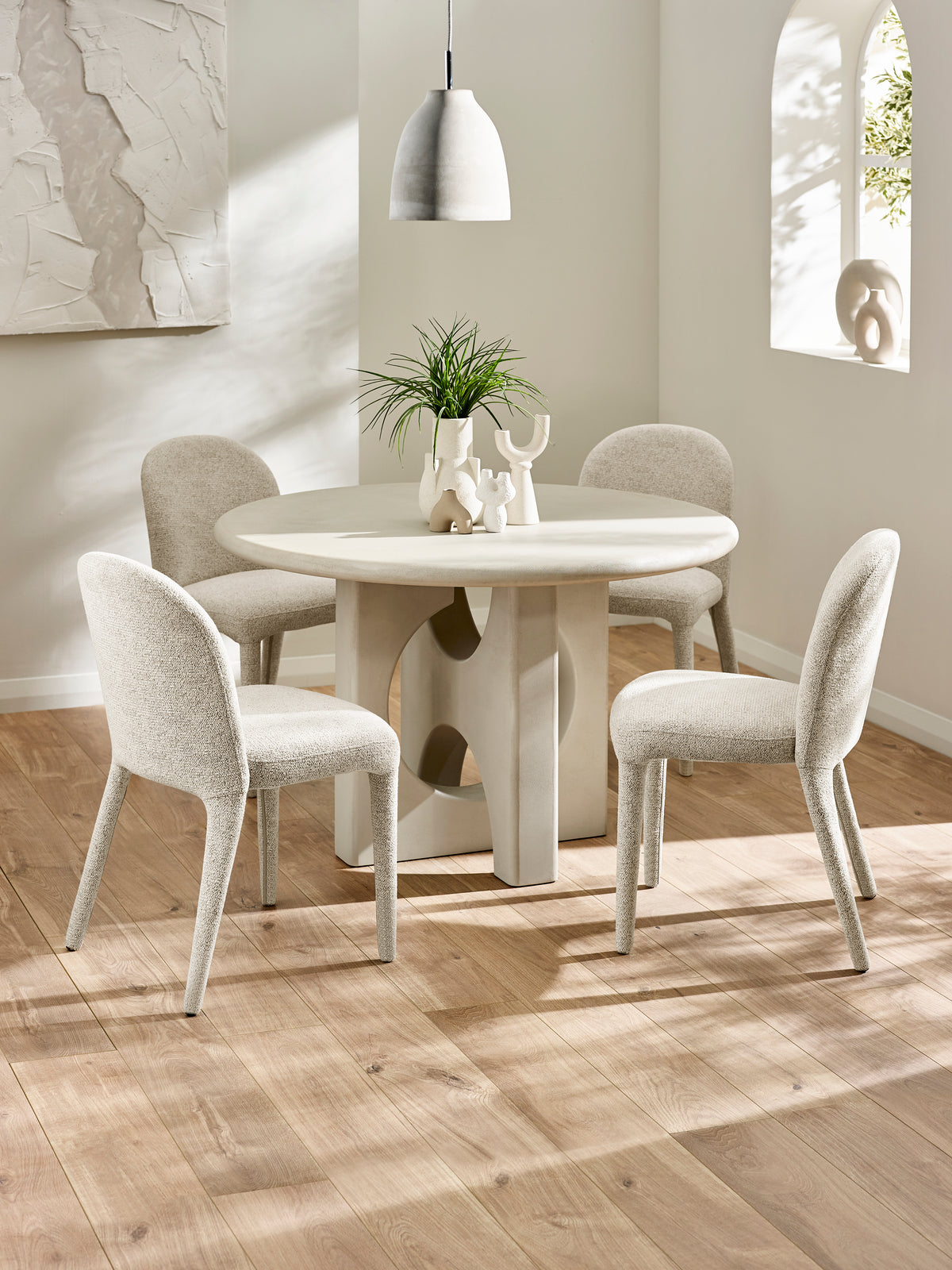 Thyra Round 4 Seater Dining Table - Grey Stone Effect