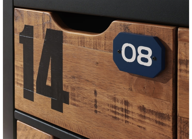 Alex Drawer - detail