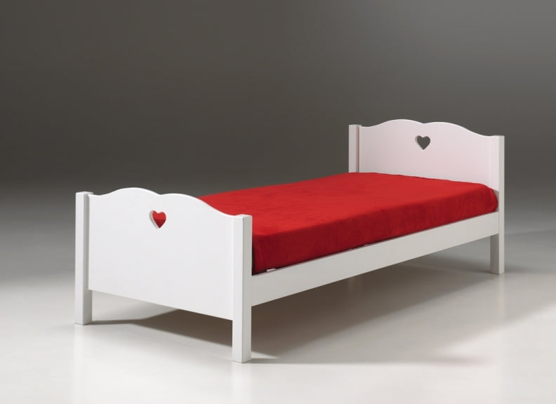 Amori Bed