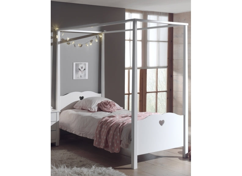 Amori Canopy Bed Without Curtain Room