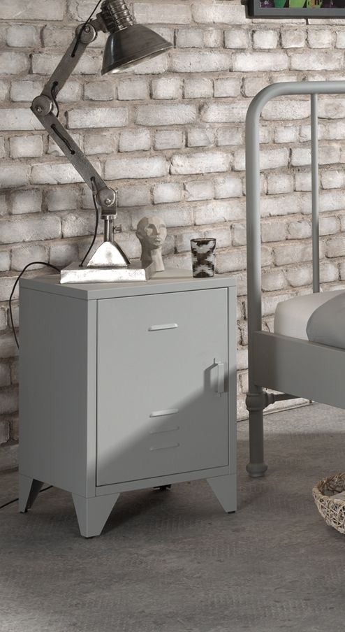 Bronxx Nightstand