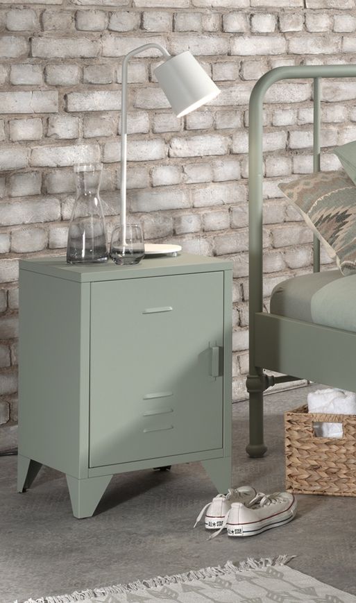 Bronxx Nightstand