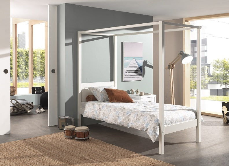 Pino White Canopy Bed - room