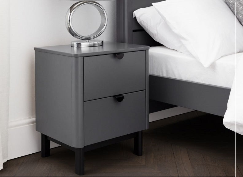 Chloe Bedside Room