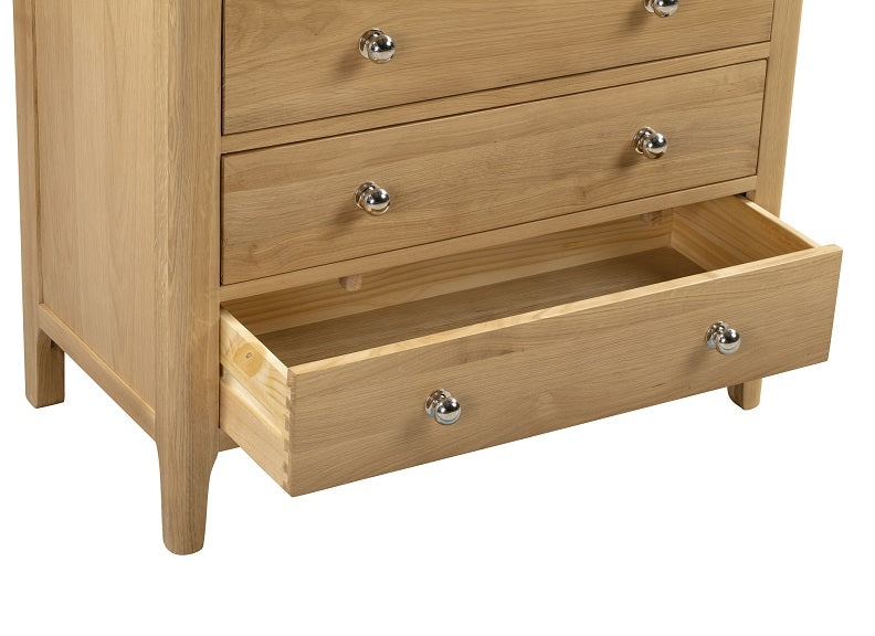 Cotswold Oak 2+4 Chest Detail3
