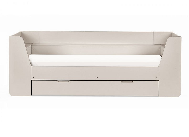 Cyclone Day Beds