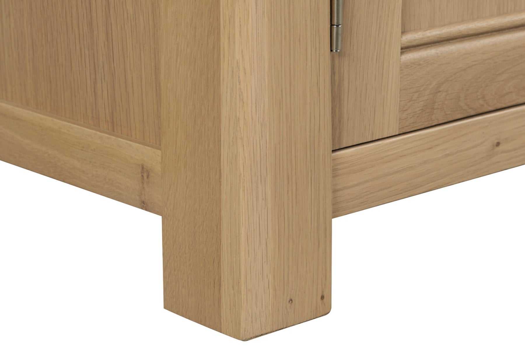 Delaney TV Unit 1400mm in Oak – Classic Wooden TV Stand | Free Delivery