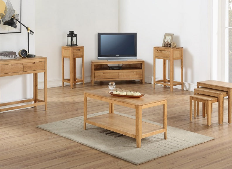 Dunmore Oak Occasional Room