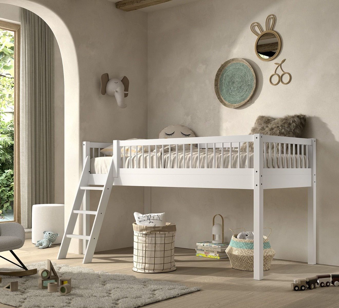 FORREST BEECH Loft Bed 90 x 200 cm